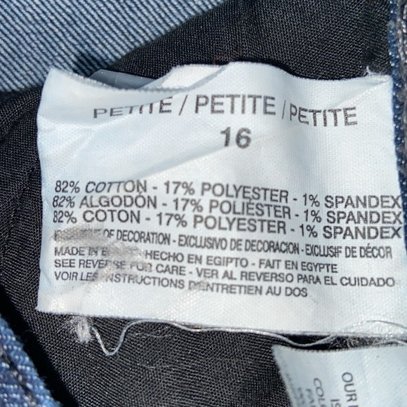 Gloria Vanderbilt Highrise Jean Shorts 16P - Picture 6 of 9